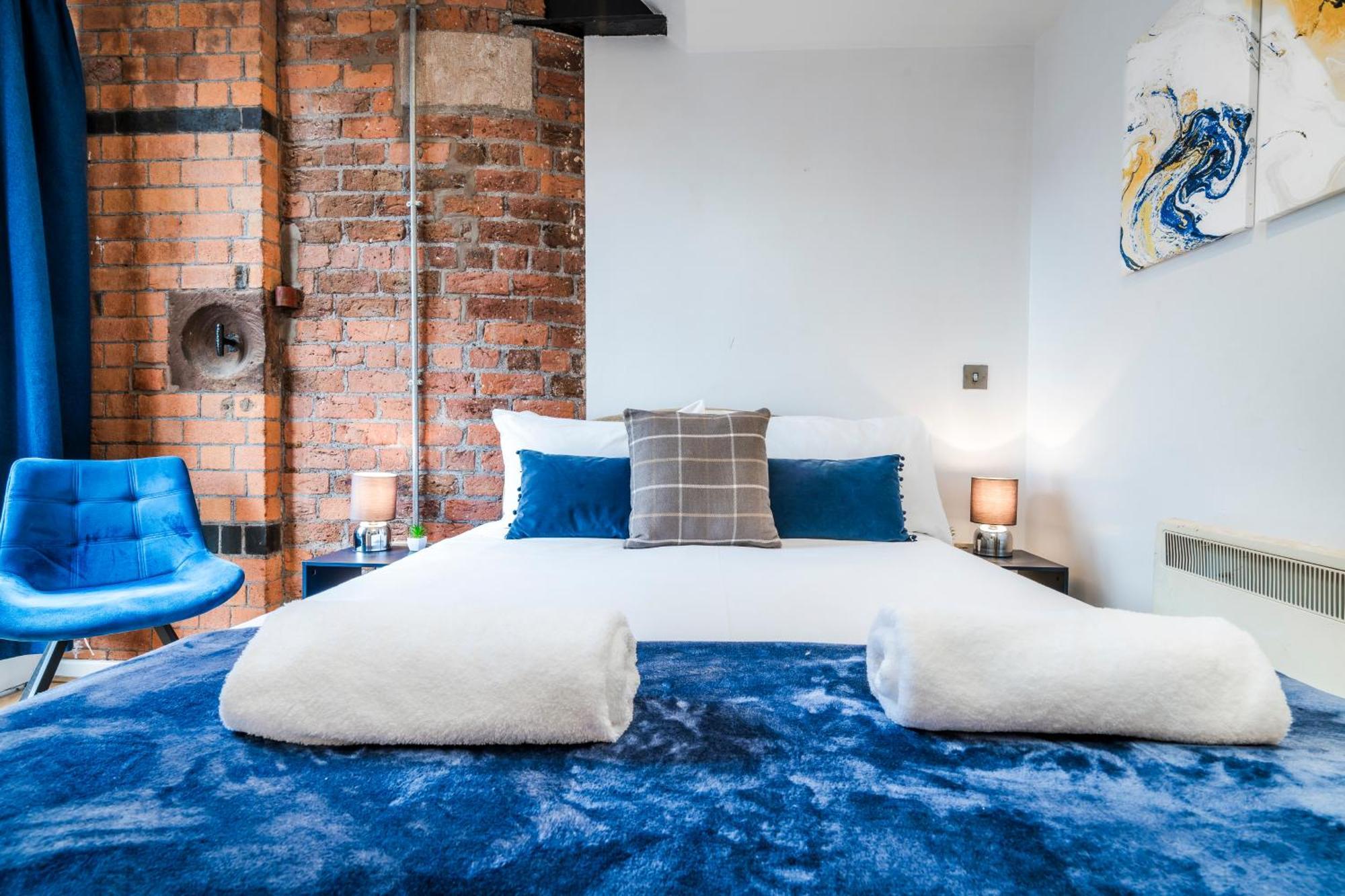 Cavern Quarters, Beautiful Two Bedroom City Centre Apartment By Garudy Serviced Apartments And Short Lets - Perfect For Longer Stays Liverpool Eksteriør billede