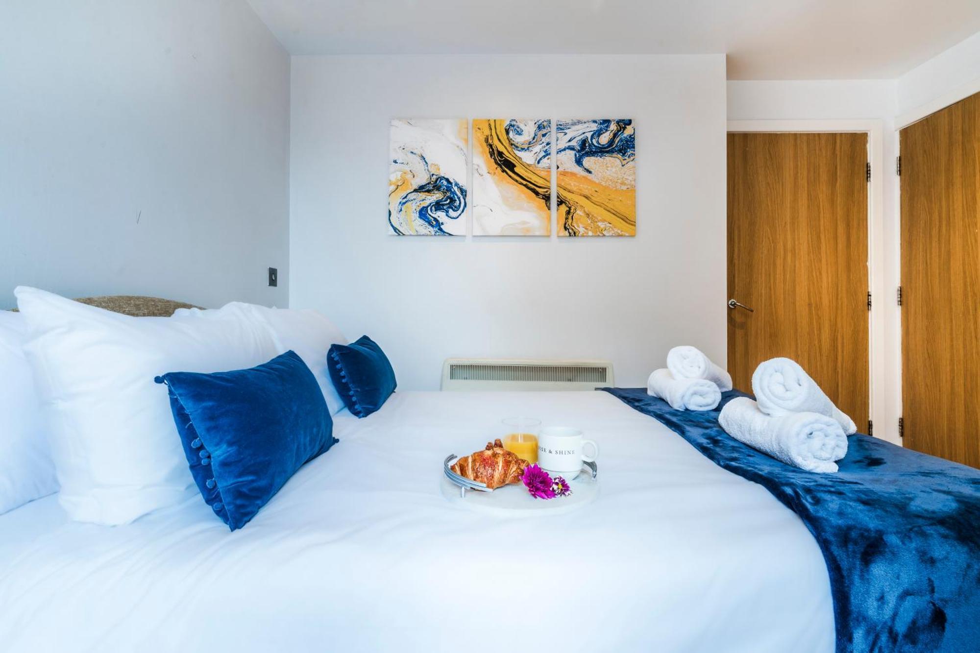 Cavern Quarters, Beautiful Two Bedroom City Centre Apartment By Garudy Serviced Apartments And Short Lets - Perfect For Longer Stays Liverpool Eksteriør billede