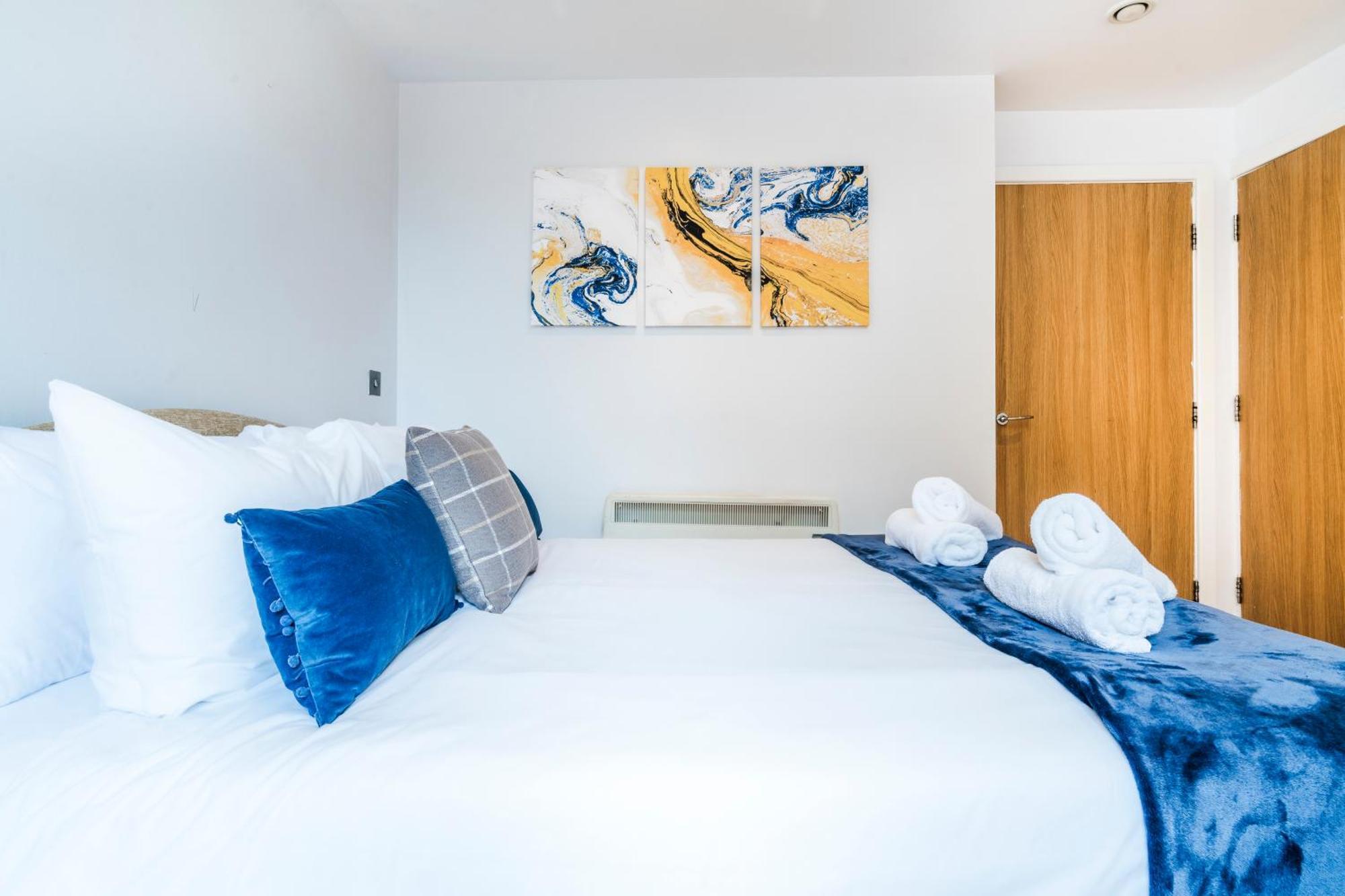 Cavern Quarters, Beautiful Two Bedroom City Centre Apartment By Garudy Serviced Apartments And Short Lets - Perfect For Longer Stays Liverpool Eksteriør billede